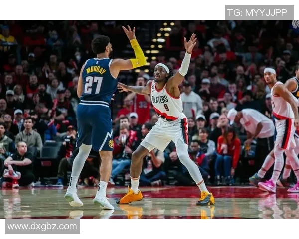 和平精英战术解析JDG战队防守体系的独特策略与执行细节