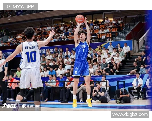 原帅的崛起之路:从默默无闻到篮球场上的闪耀明星 原帅的崛起之路:从默默无闻到篮球场上的闪耀明星