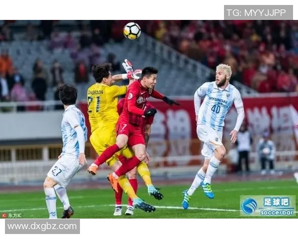 恒大与上港激战正酣PPTV直播精彩瞬间回顾与分析