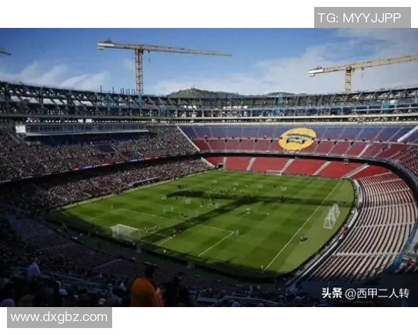 西甲激战马拉加主场迎战巴塞罗那争夺三分之战